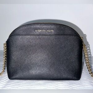 Michael Kors Sling bag